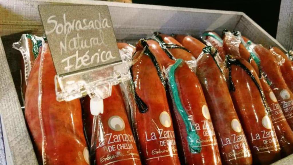 La sobrasada, la morcilla y la longaniza son algunos de los productos estrella de la empresa familiar La Zanzonía.