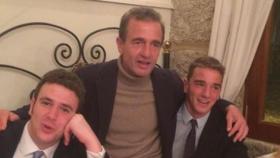 Alessandro Lequio, junto a sus hijos, Álex y Clemente, en una imagen compartida en redes sociales.