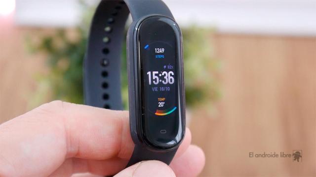 Análisis Amazfit Band 5: una pulsera con asistente de voz