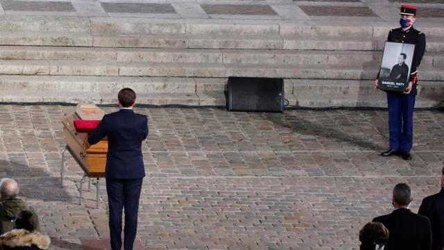 Macron en el homenaje a Samuel Paty.