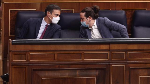 Pedro Sánchez y Pablo Iglesias, en el Congreso.