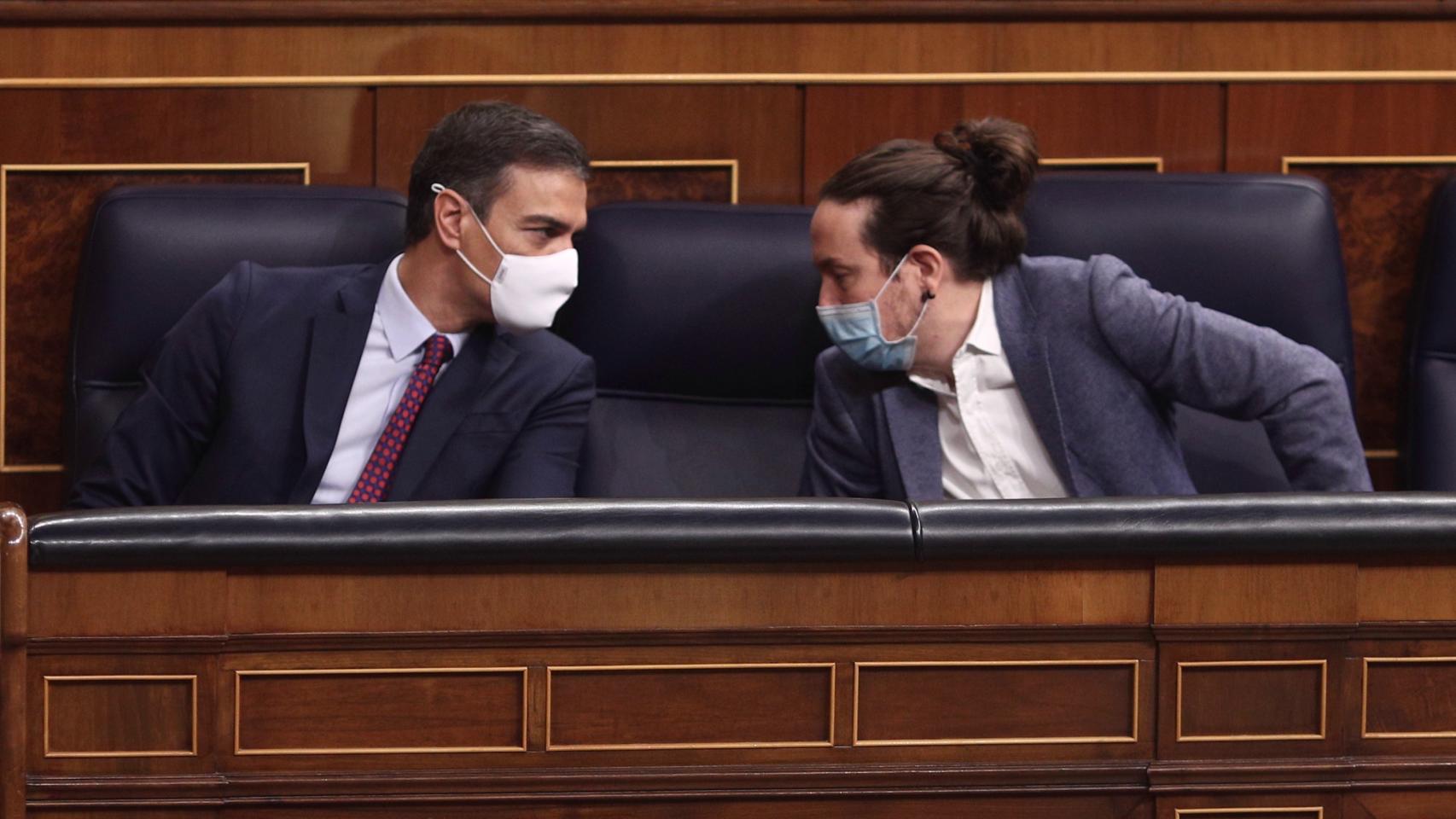 Pedro Sánchez y Pablo Iglesias, en el Congreso.