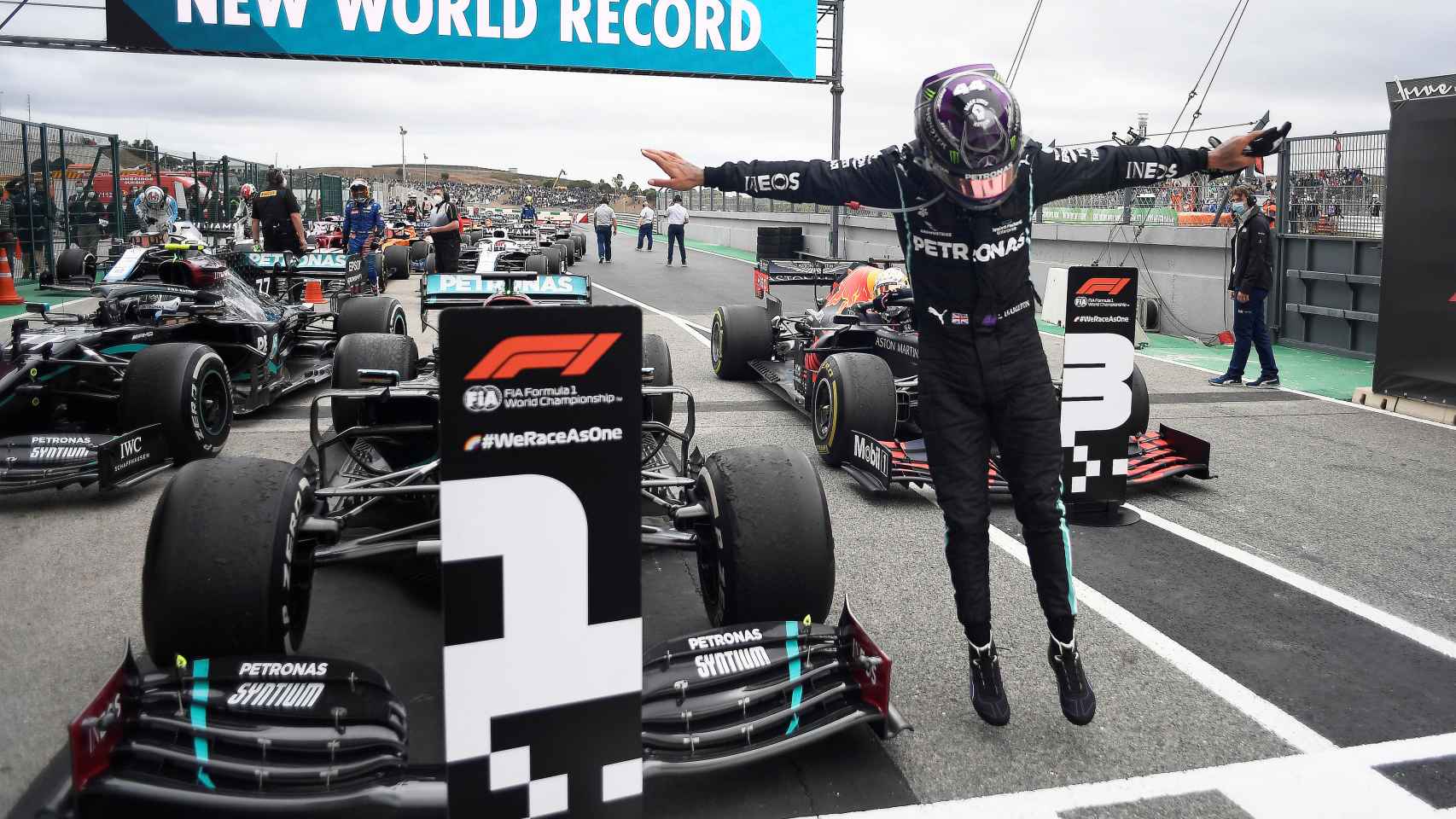 Lewis Hamilton ocupa la primera plaza en el Gran Premio de Portugal de Fórmula 1 de 2020