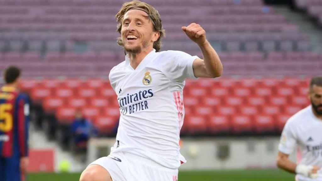 Luka Modric celebra su gol en El Clásico de la jornada 7 de La Liga. Foto: Instagram (@lukamodric10)