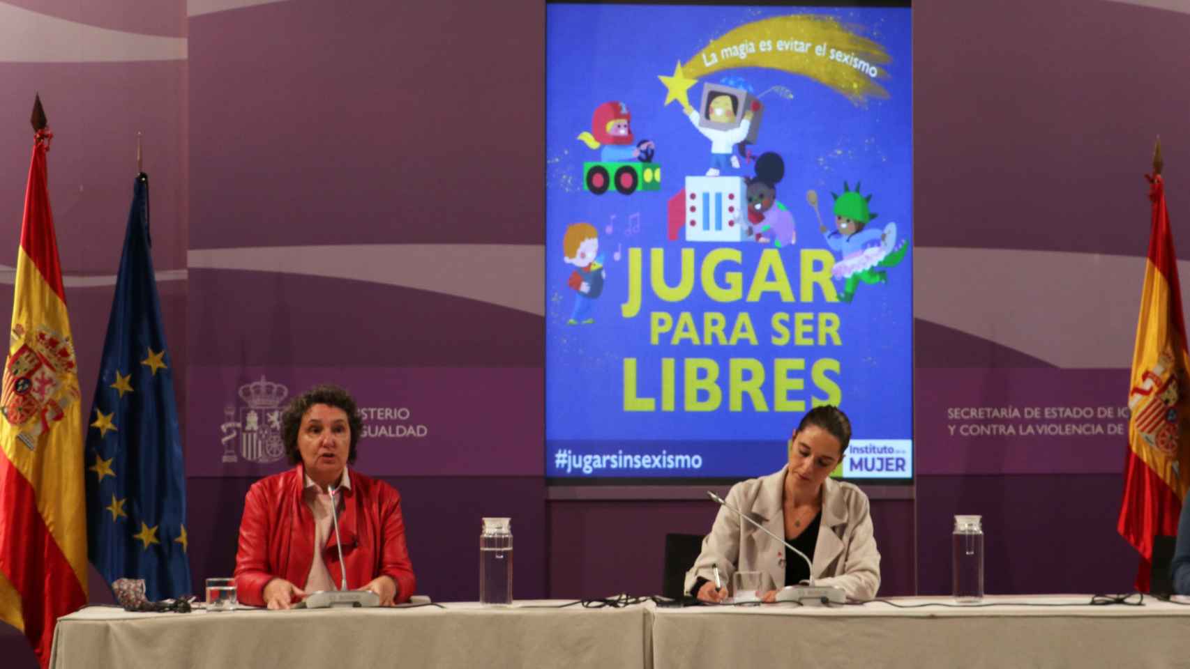 Beatriz Gimeno (izquierda) y Noelia Vera, en la presentación del estudio.
