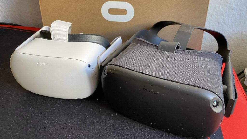 El primer Oculus Quest (der.) y su sucesor (izq.)