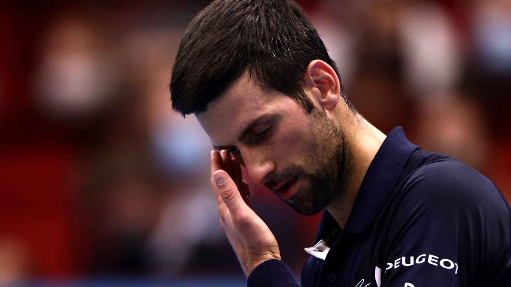 Djokovic lamentándose durante un partido