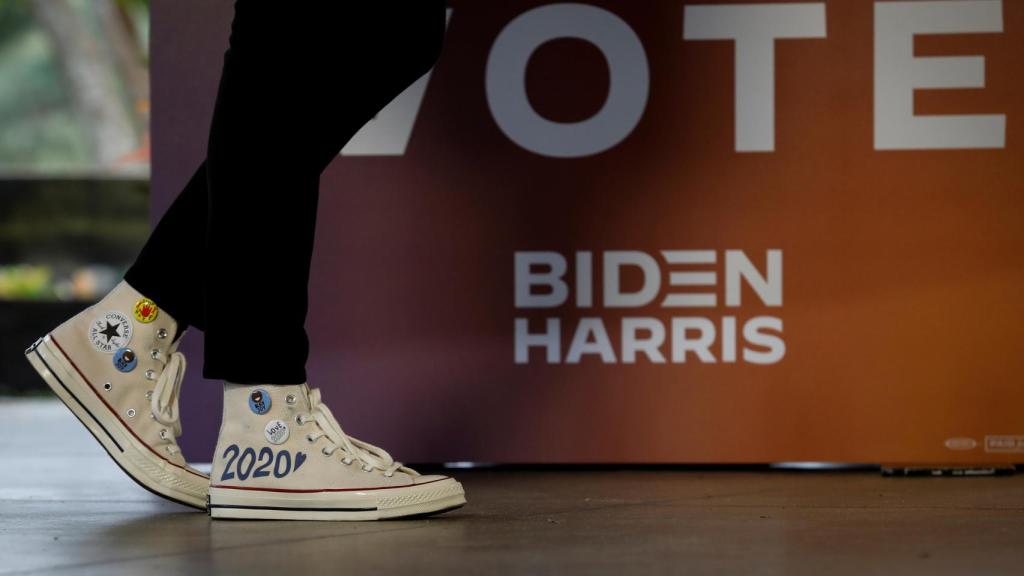 Unos de los modelos 'converse' que usaba Kamala Harris.