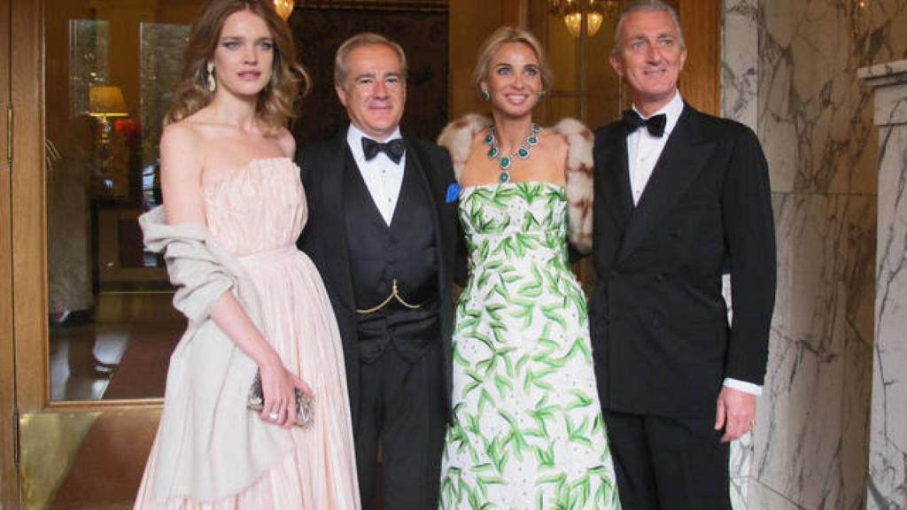 Natalia Vodianova, Sanginés-Krause, Corinna Larsen y Paolo Borghese en San Petersburgo en 2015./