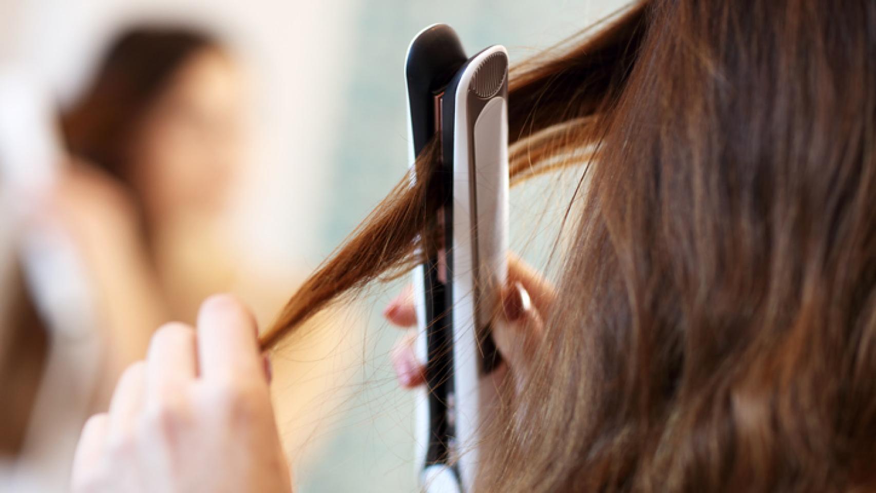 Descubre cómo reparar el cabello quemado