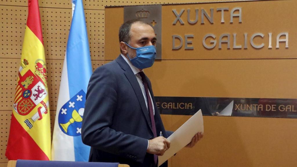 El Consejero de Sanidad de la Xunta de Galicia, Julio García Comesaña.