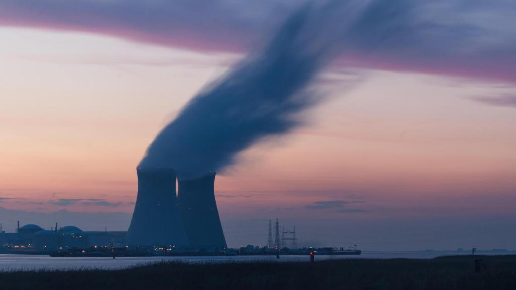 Torres de refrigeración de una central nuclear