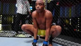 Anderson Silva antes de su última pelea frente a Hall