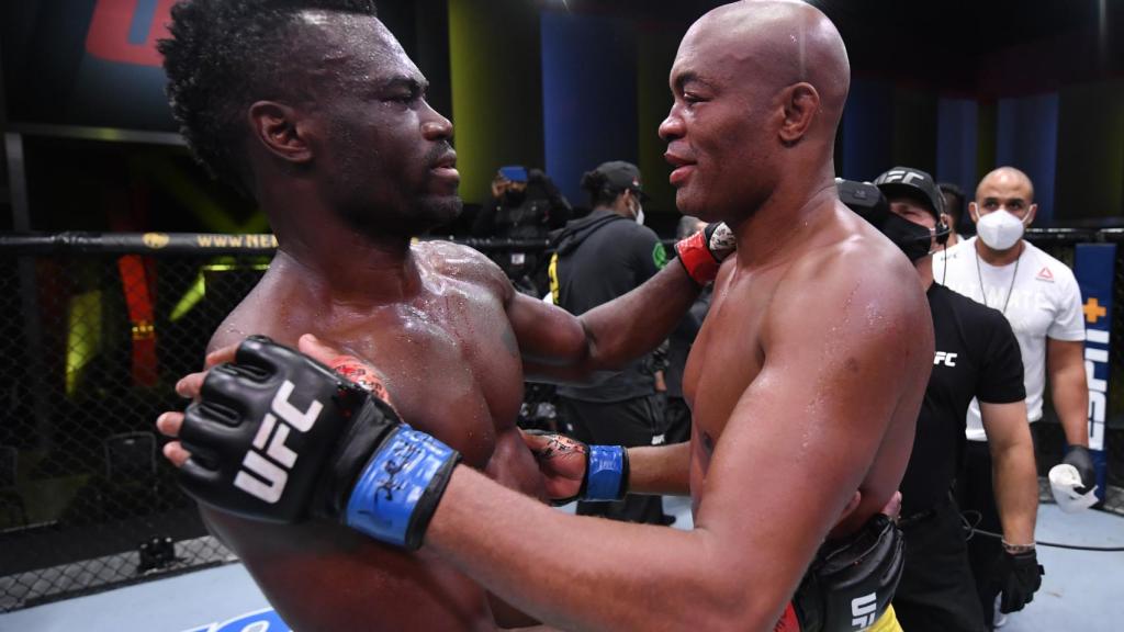 Uriah Hall se despide de Anderson Silva