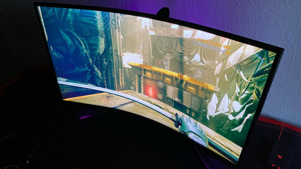 Juegos como Ghostrunner van especialmente bien en el Samsung Odyssey G7