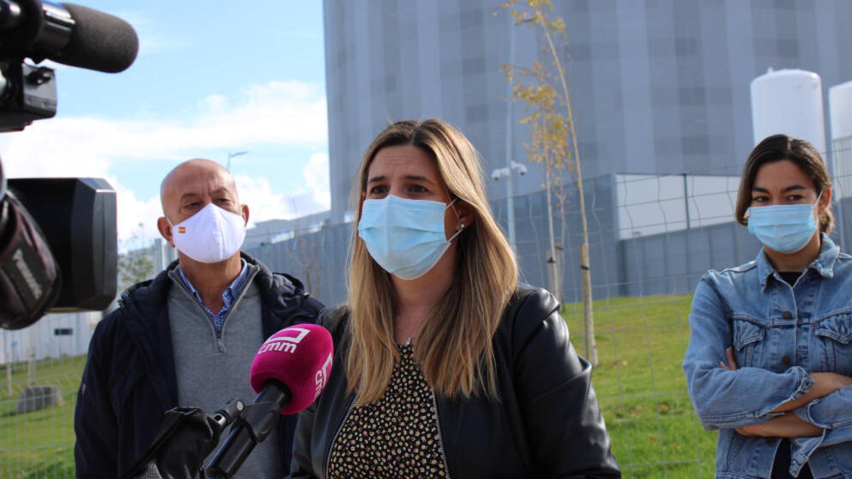 Carolina Agudo, este domingo a las puertas del nuevo hospital de Toledo