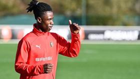 Eduardo Camavinga, durante un entrenamiento del Stade Rennais. Foto: Instagram (e.cama10)