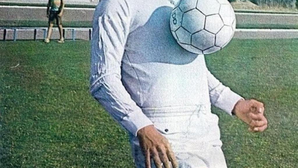 Juan Cruz Sol, con la camiseta del Real Madrid