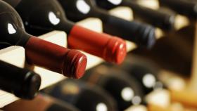 Cómo conservar el vino en casa y productos que te ayudarán
