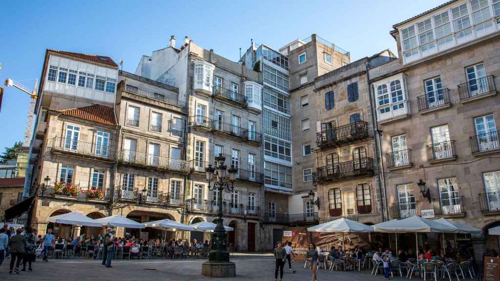 El Concello de Vigo lanza ayudas para instalar ascensores e iluminar edificios históricos