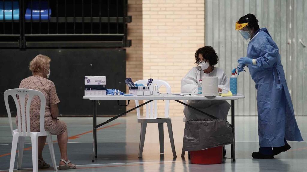 La Comunidad de Madrid ya ha realizado más de 319.000 test de antígenos tras convocar a 1.119.941 ciudadanos