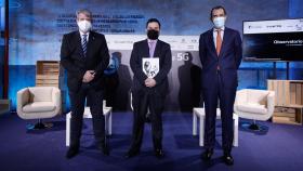 Enrique Blanco (Telefónica), Arturo Criado (Invertia) y José Antonio López (Ericsson).