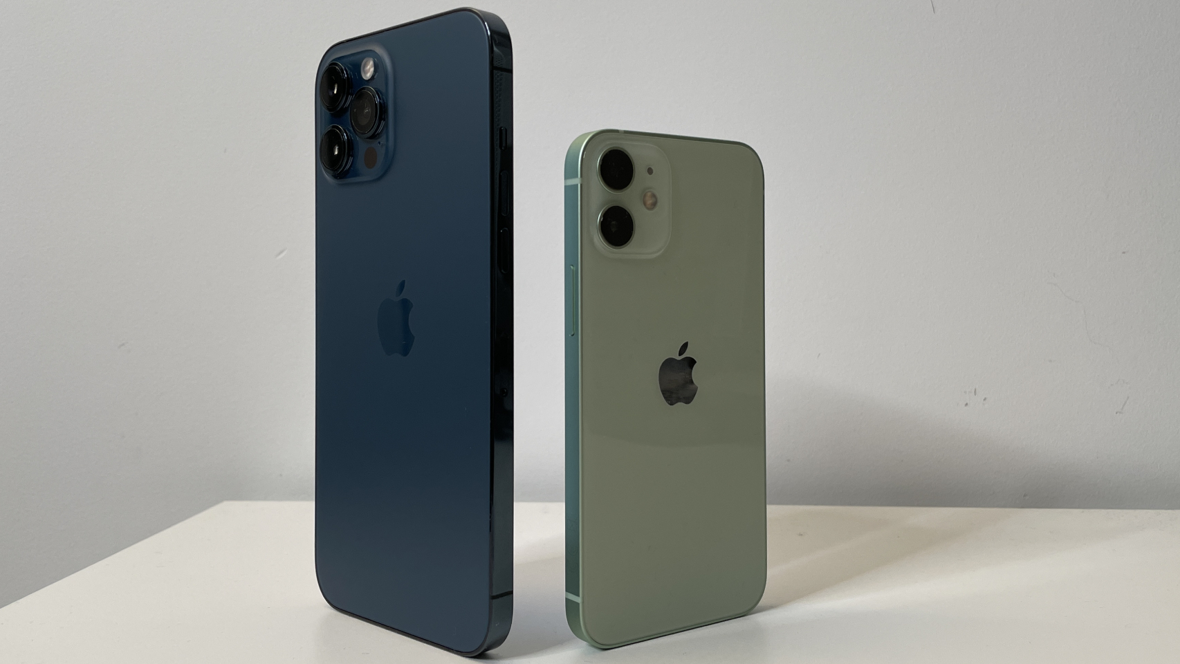 iPhone 12 mini y iPhone 12 Pro Max
