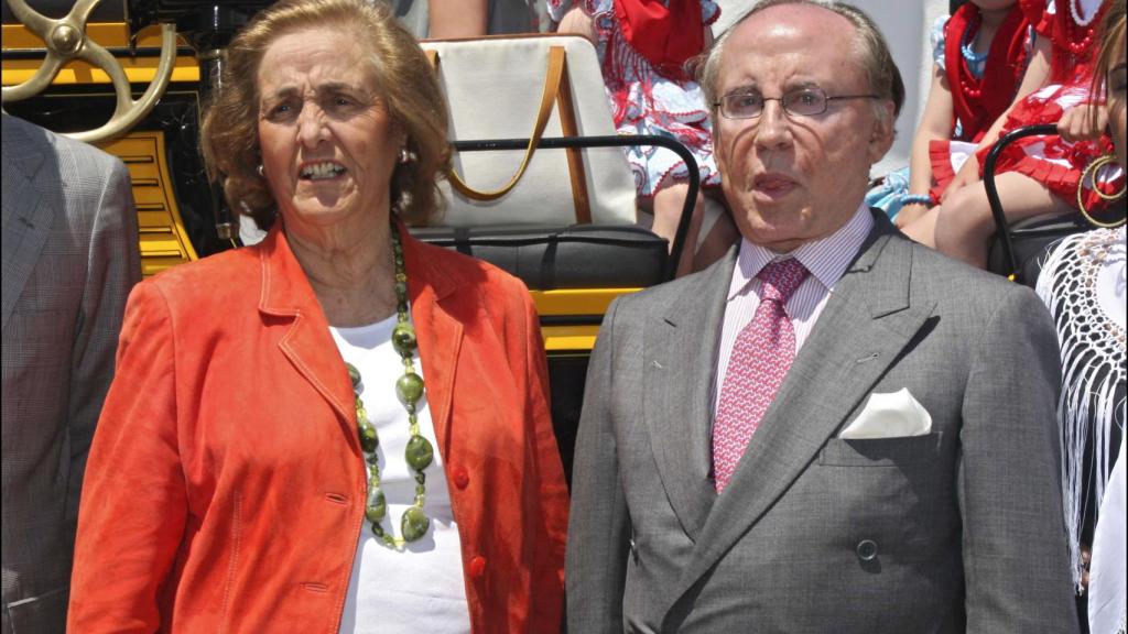 Teresa Rivero y Ruiz Mateos en la Feria de Jerez en el año 2008.