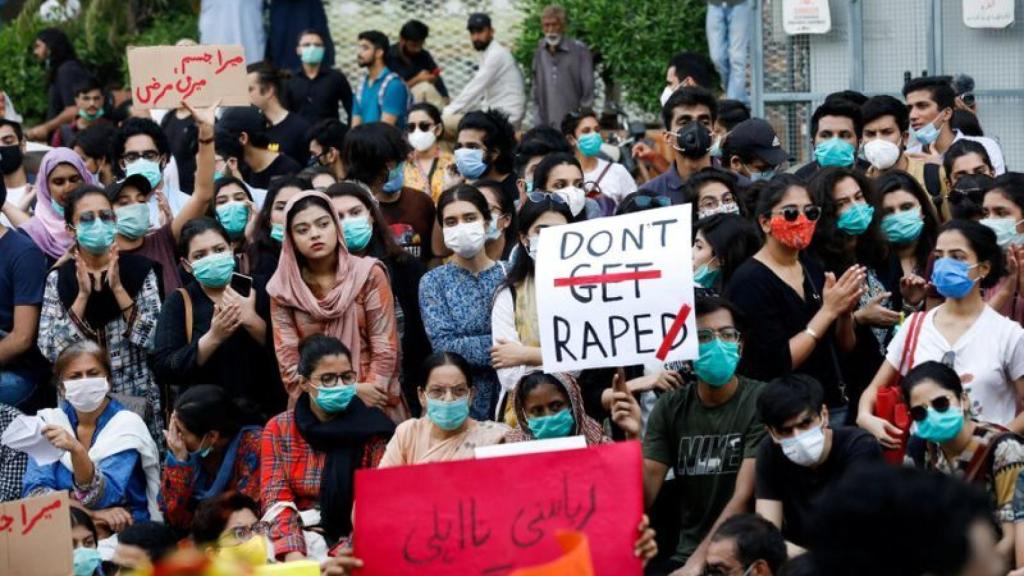 Protestas por la violación más brutal jamás vista en Pakistán.