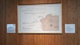 El Parador de Muxía (A Coruña) presenta la carta náutica del accidente del ‘Prestige’