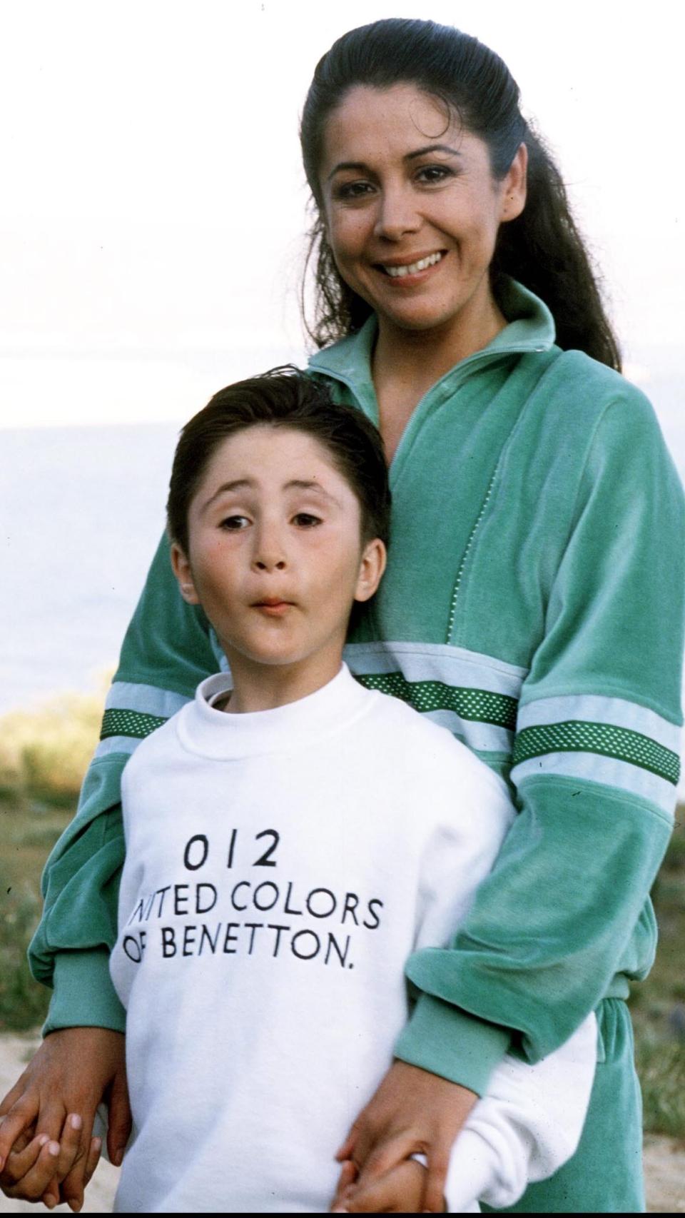 Isabel y su hijo Kiko en 1990.