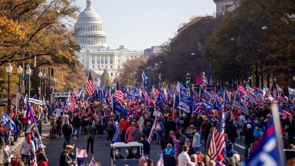 Cientos de manifestantes 11 días después de las elecciones en EEUU