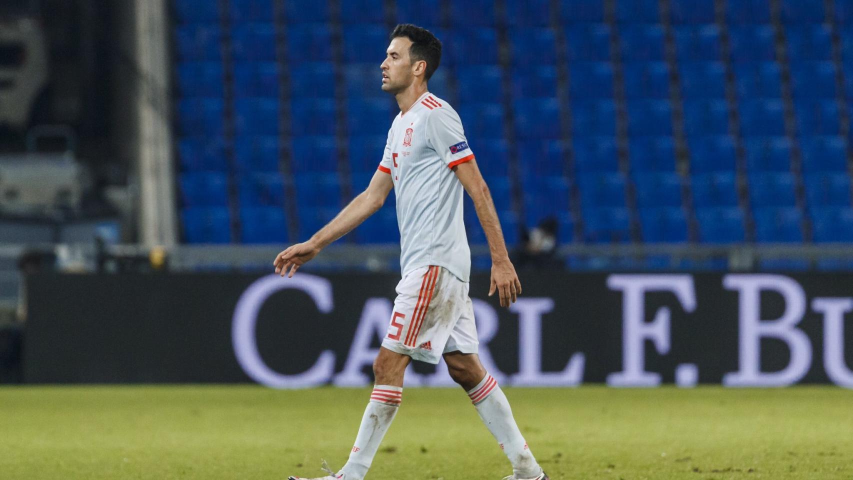 Sergio Busquets, durante el partido entre España y Suiza de la Nations League. Foto: Twitter (@SeFutbol)