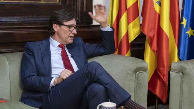 Salvador Illa durante la entrevista en la delegación del Gobierno de Cataluña.