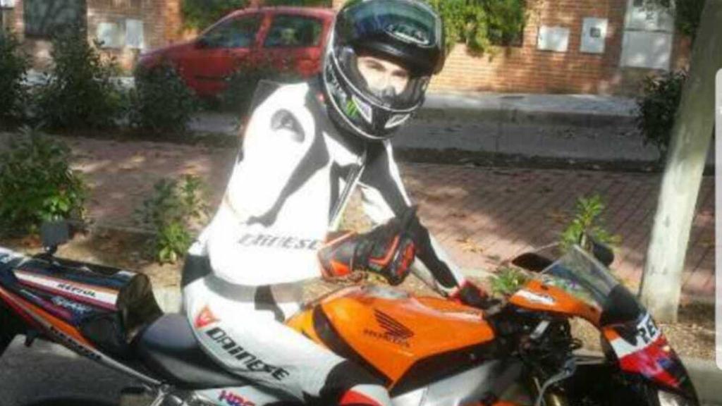 Rafa, en su Honda CBR 1000