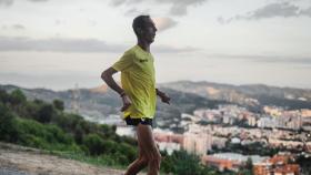 Álex Roca corriendo en un entrenamiento