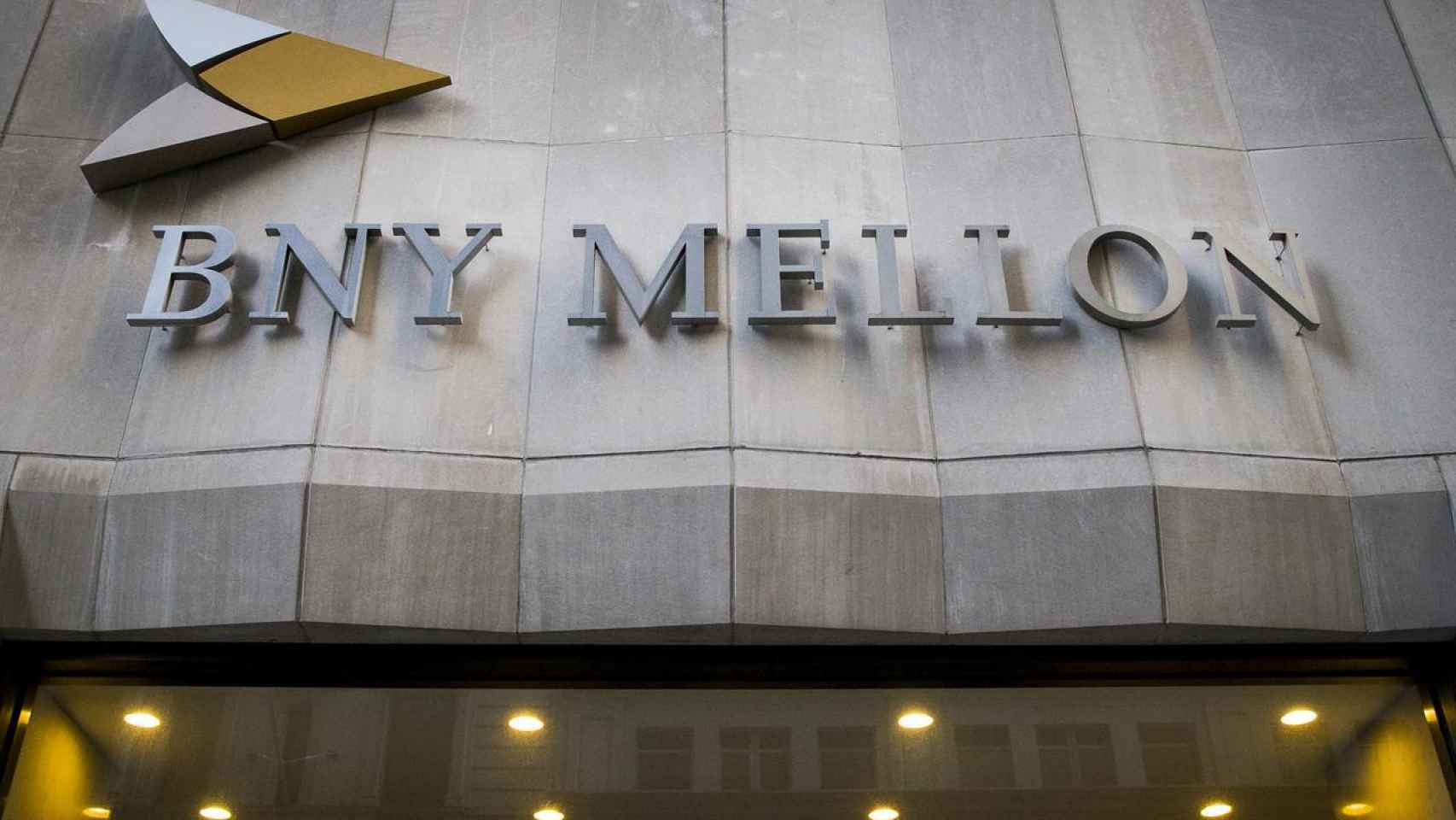 Rótulo de BNY Mellon en una de sus sedes.