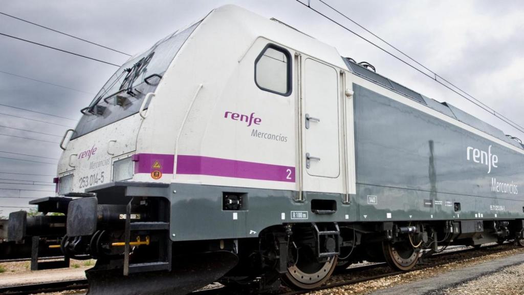 Renfe estudia entrar en el negocio del e-commerce a través de su filial de mercancías