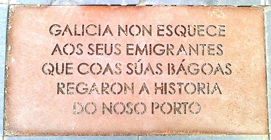 Emblema de la placa del conjunto escultórico.