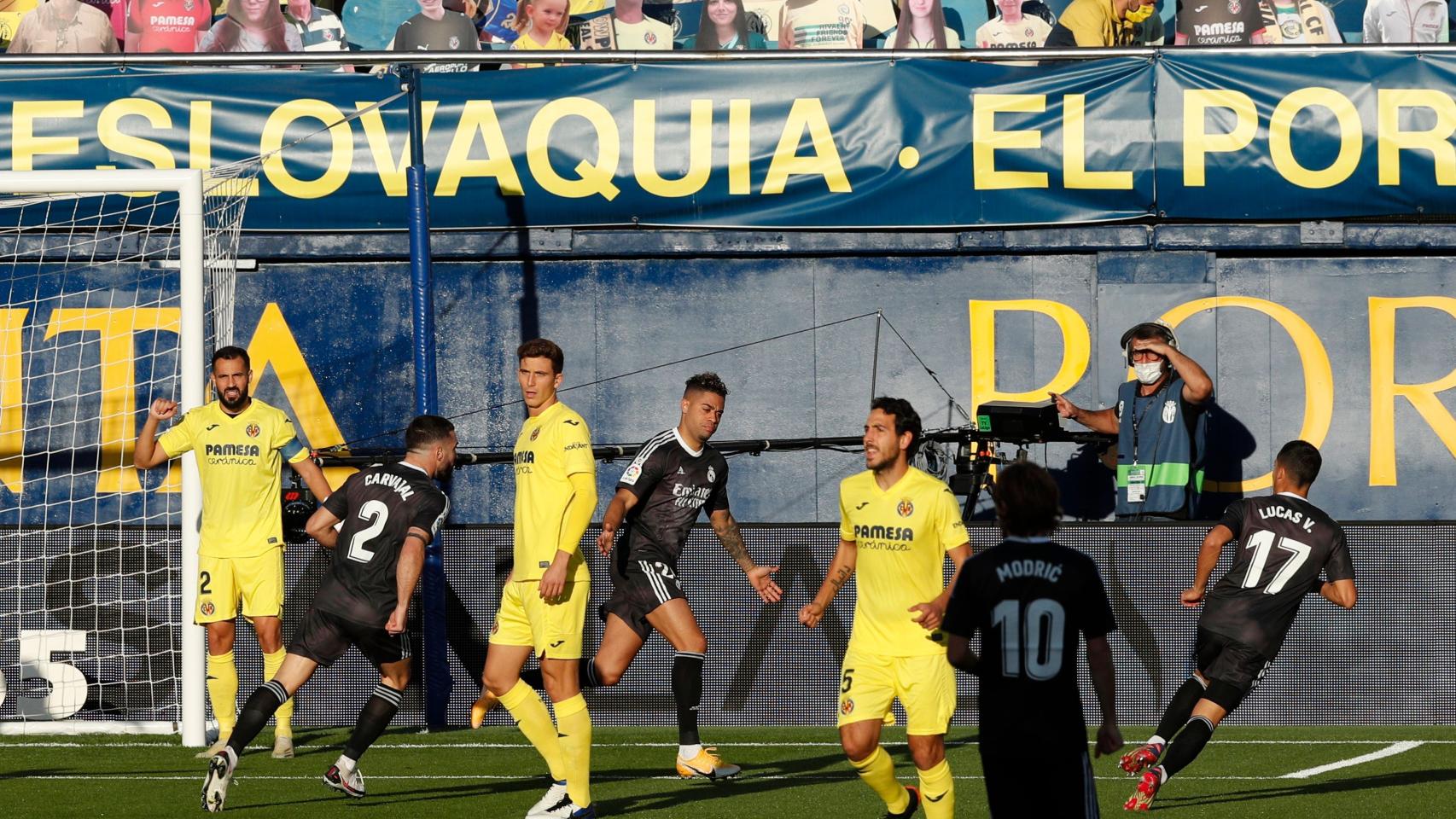 Mariano celebra su gol al Villarreal