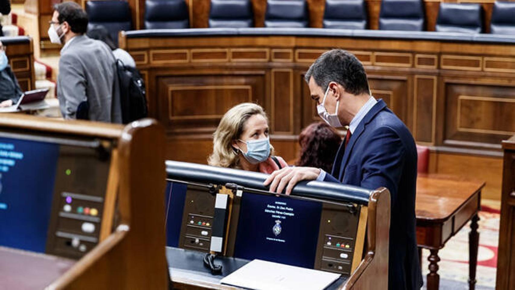 FOTO: Nadia Calviño y Pedro Sánchez (EP).