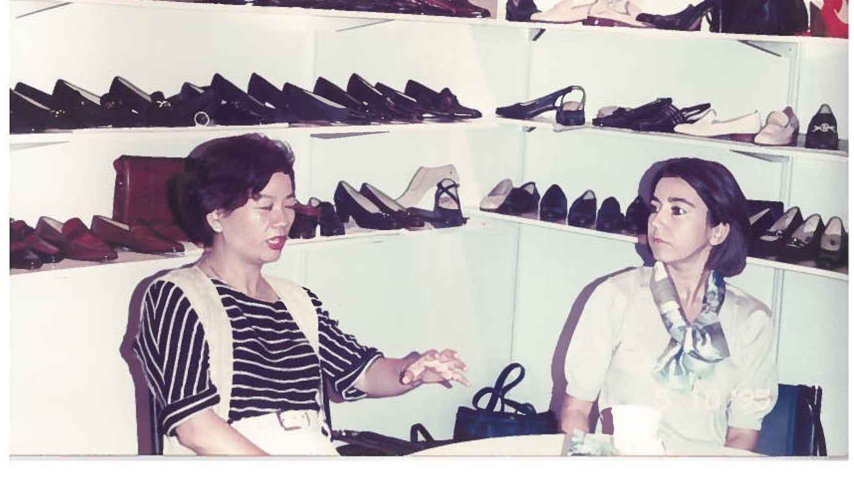 1992 Shangai: Lina Mascaró en su primera misión comercial en China.