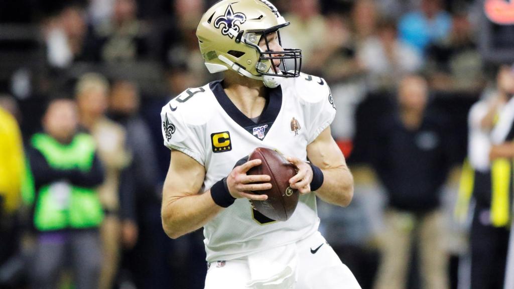 Drew Brees durante un partido con los Saints