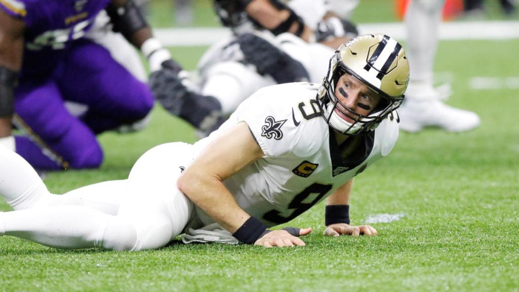 Drew Brees durante un partido de los Saints