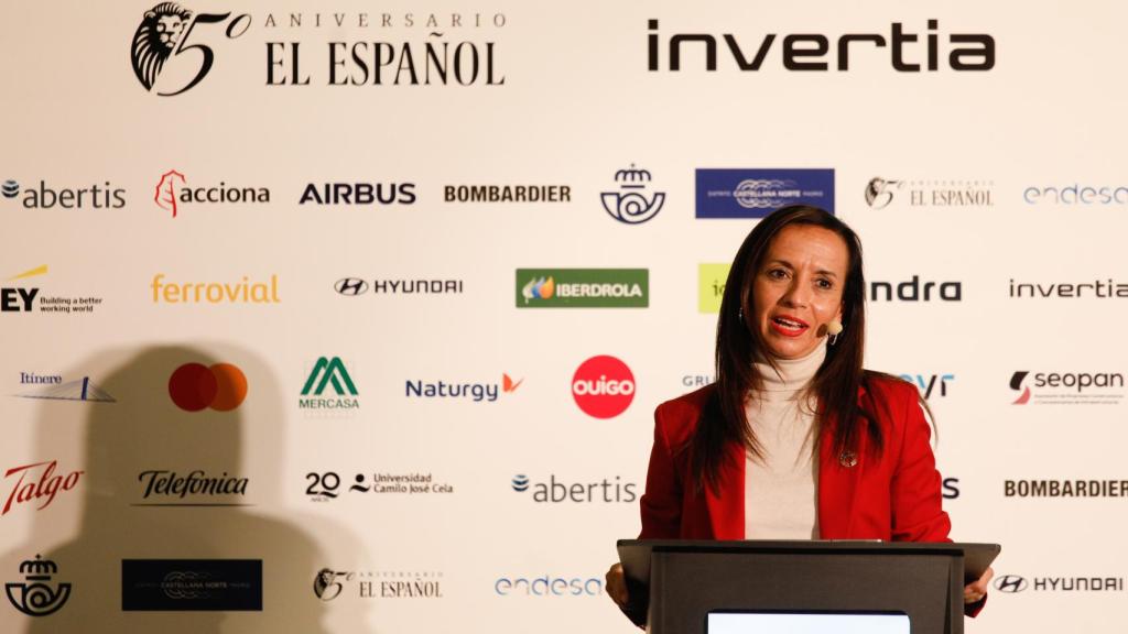 Beatriz Corredor, presidenta del Grupo Red Eléctrica durante su intervención en el el I Simposio del Observatorio de la Movilidad organizado por EL ESPAÑOL e Invertia.
