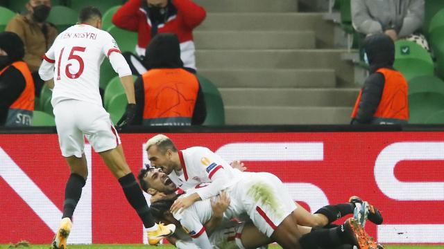 El Sevilla celebra su gol ante el Krasnodar