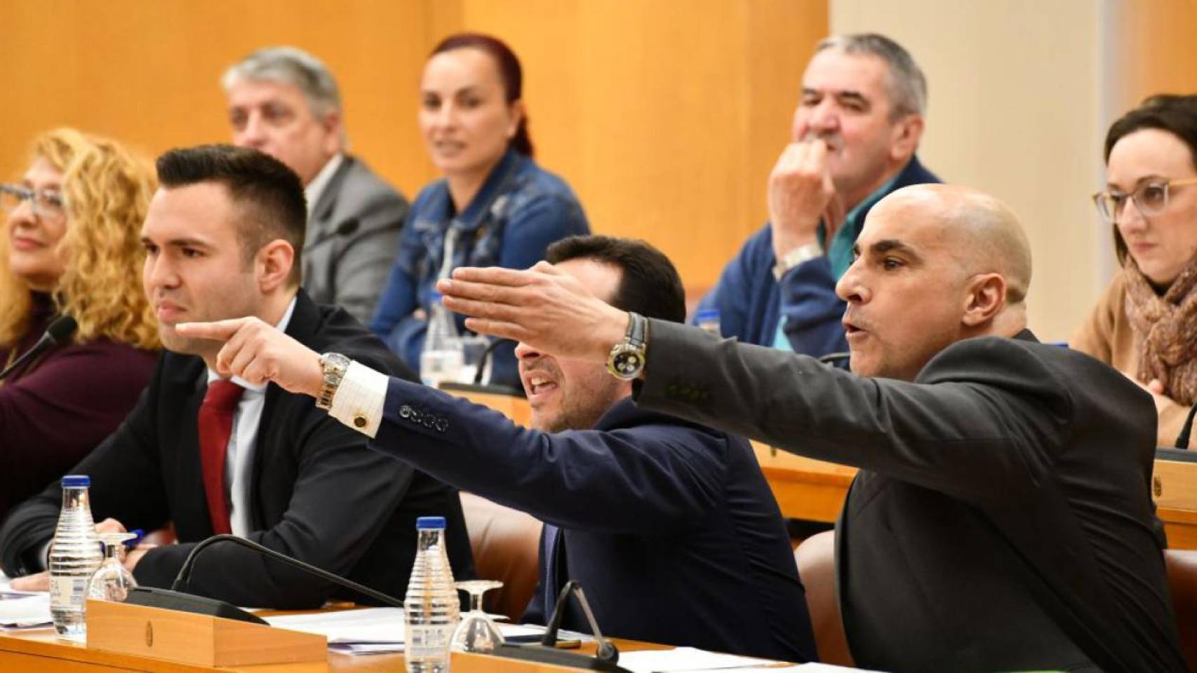 Diputados de Vox en la Asamblea de Ceuta.