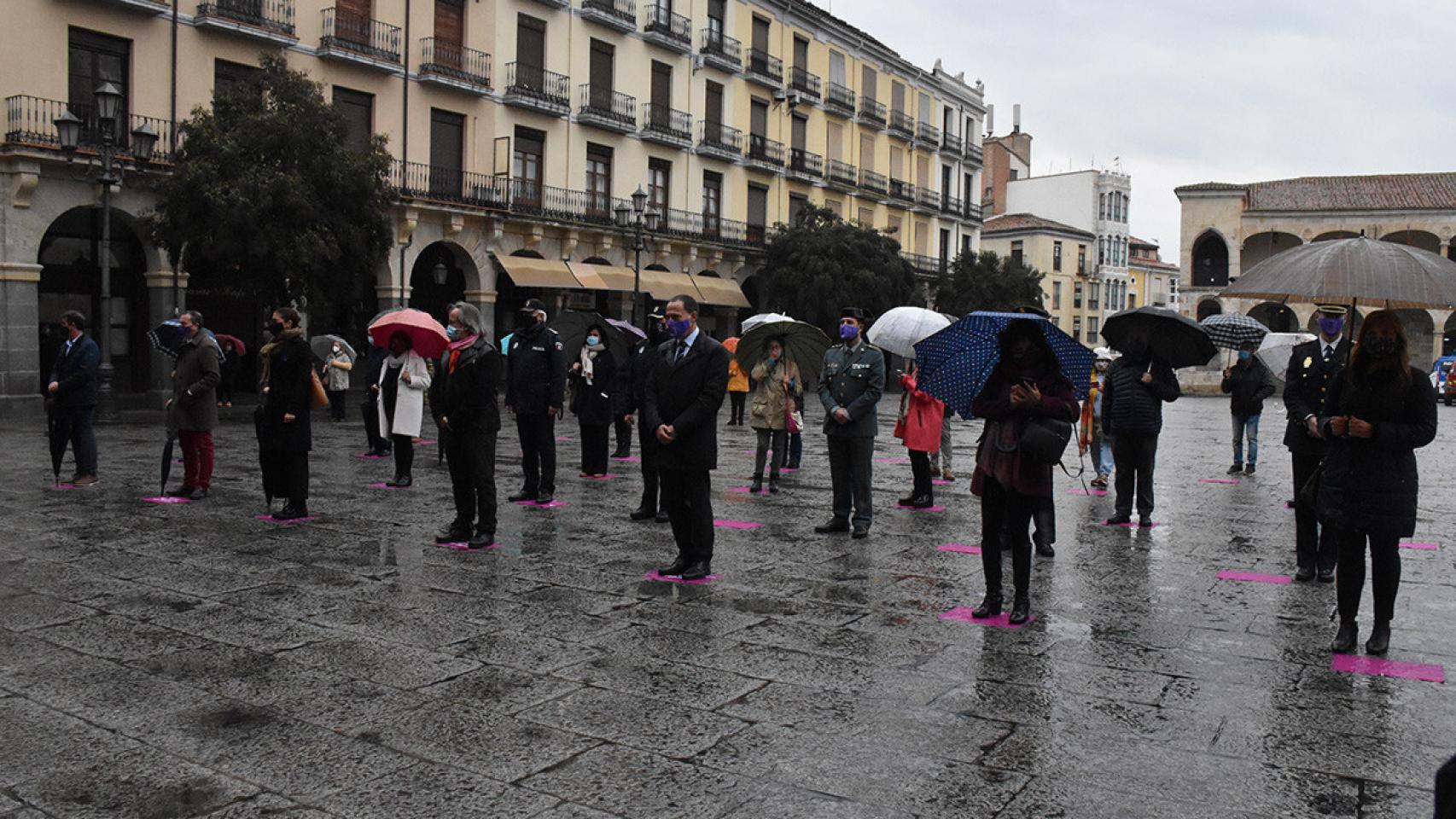 Zamora se torna lluviosa y enmudece por el dolor de las víctimas de la violencia machista 6