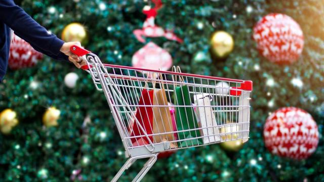 Culleredo dedica 6.000 euros a tarjetas regalo para compras en comercio local esta Navidad