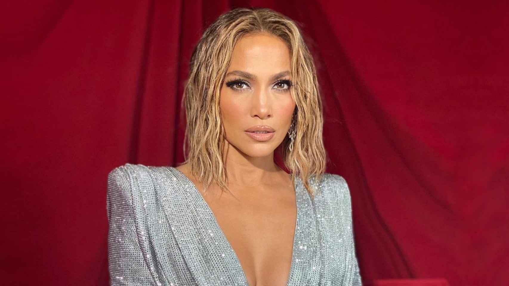 Jennifer Lopez ha sorprendido a todos mostrando su cuerpo completamente desnudo en su última publicación.